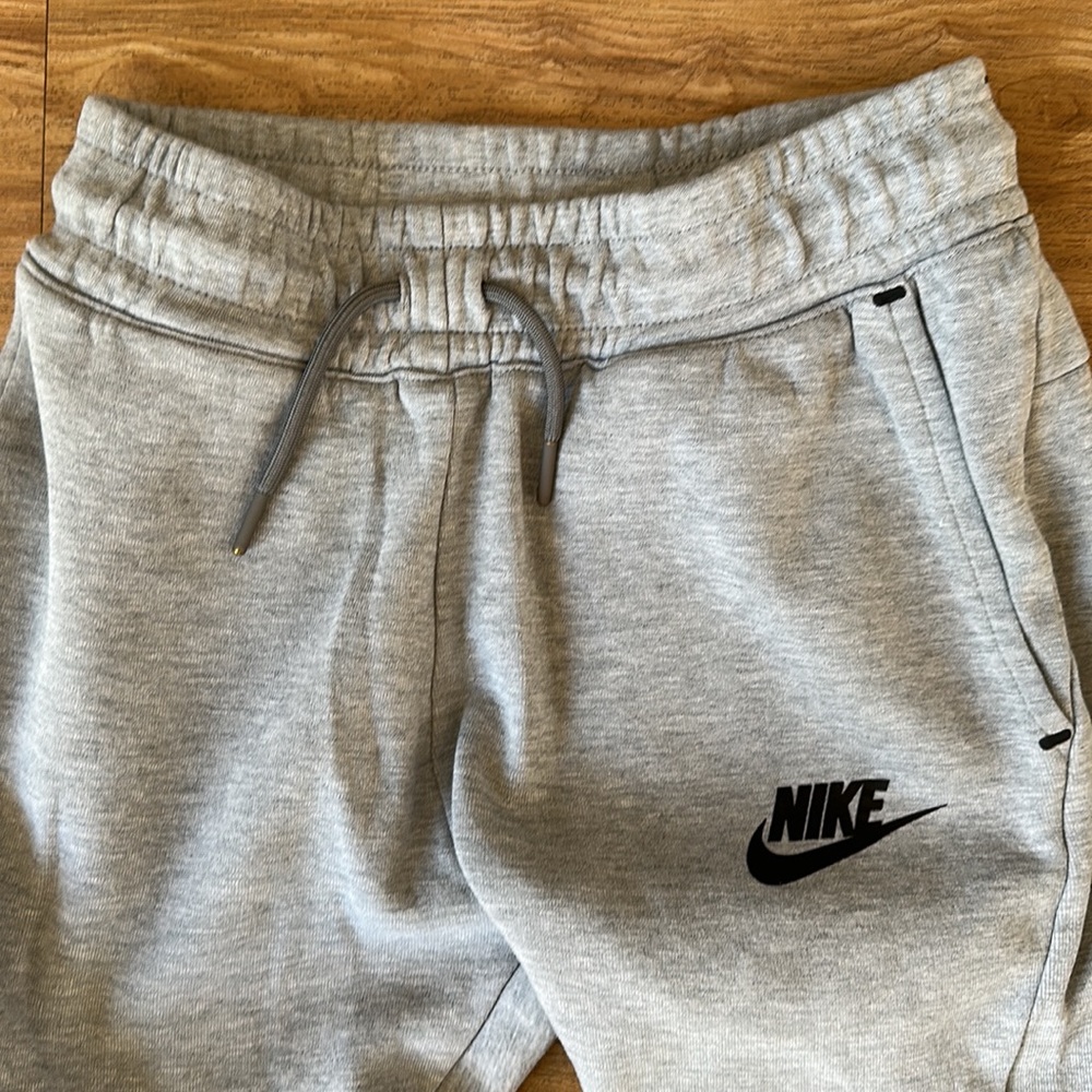 Kids Nike Tech Fleece Pants - Picture 6 of 6